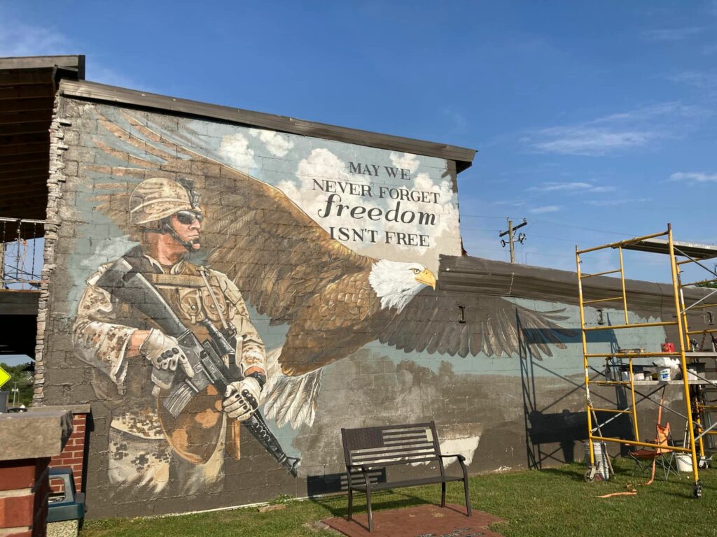    The City of Collinwood has received funding from the Tennessee Arts Commission for a new mural, possibly to be painted by the artist who created the beautiful work of art pictured above at the Veterans’ Park in Collinwood.
